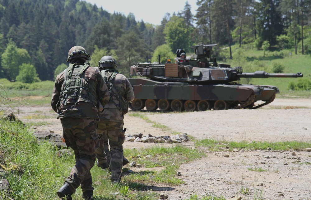 France and US use teamwork to accomplish first Combined Resolve II mission