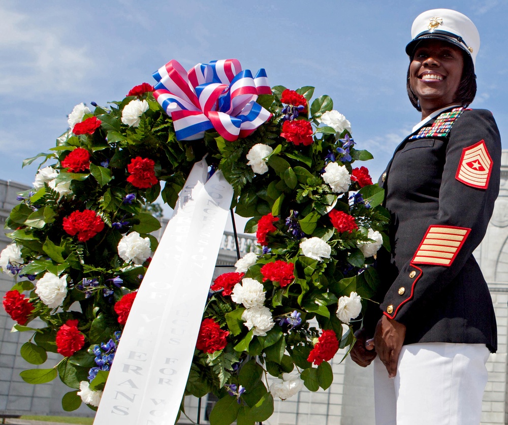 Sergeant major represents the Corps in wreath laying ceremony