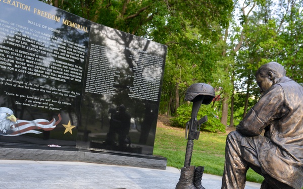 McConnell Airmen assist in Operation Freedom Memorial