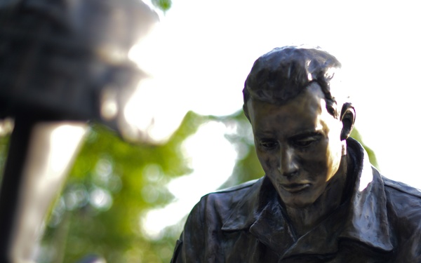 McConnell Airmen assist in Operation Freedom Memorial