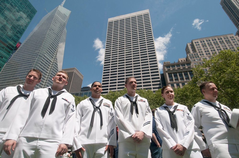 Navy bands kick off 2014 Fleet Week New York festivities