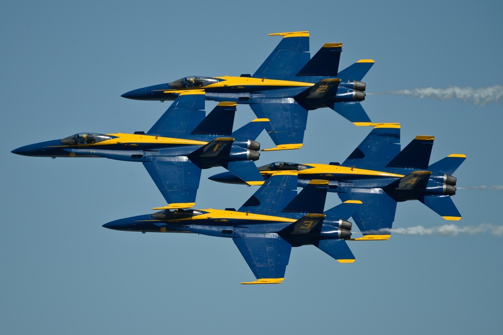 Blue Angels perform at Rhode Island National Guard Open House Air Show