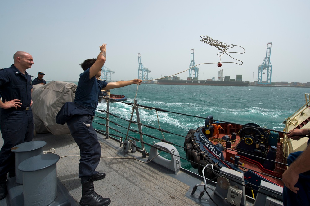 USS Arleigh Burke action