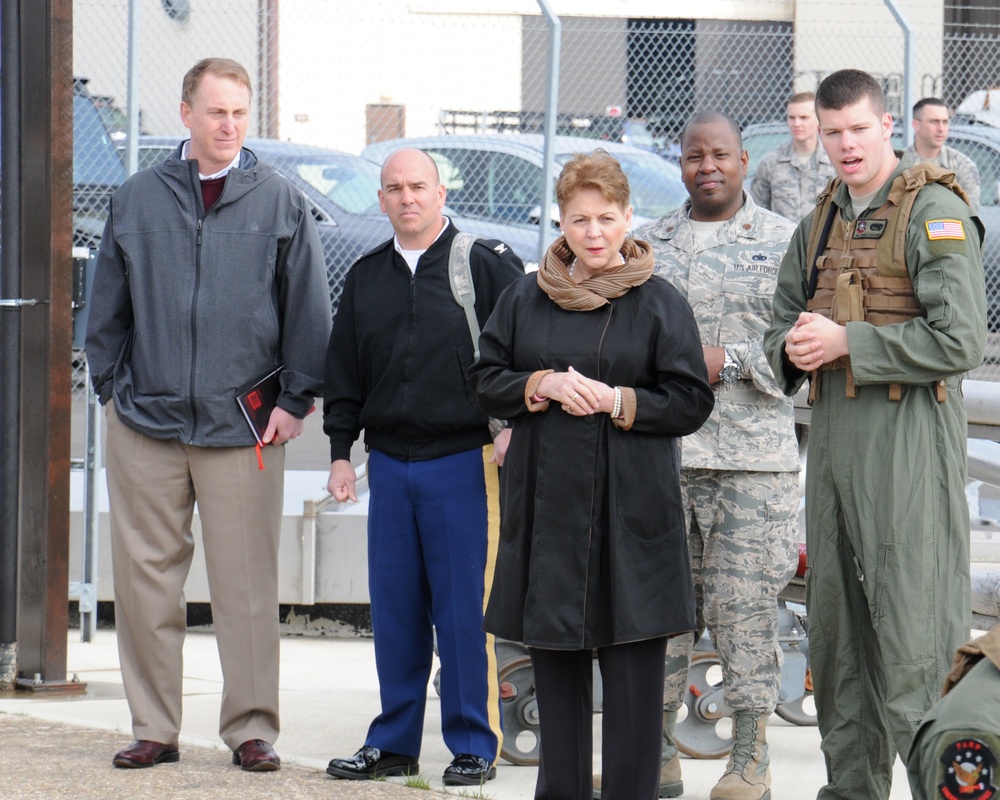 Acting undersecretary of defense for personnel and readiness visits Team Mildenhall