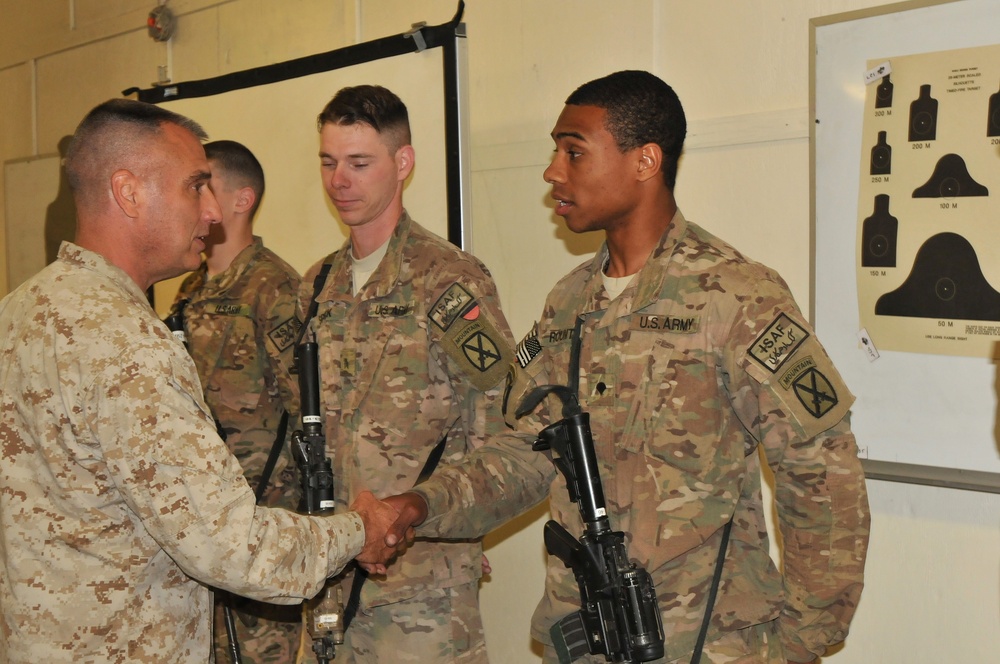 ISAF command sergeant major visits Assistance Platform Clark