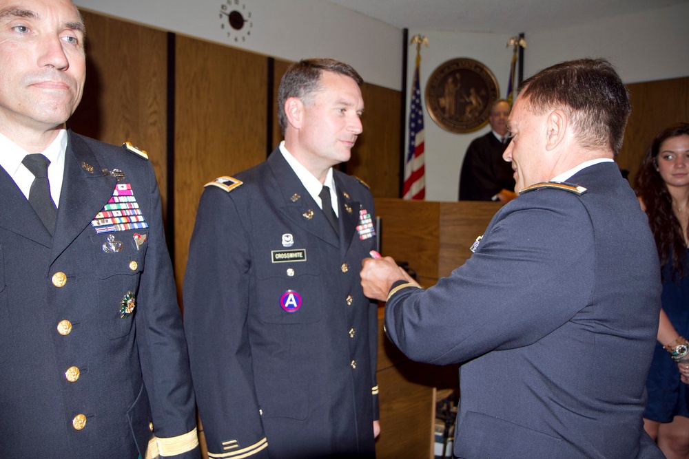 DVIDS - News - Bronze Star Medal presented to Army Reserve lawyer and ...