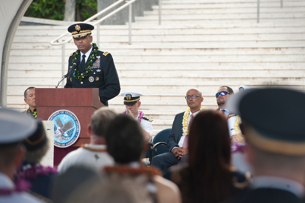 Service members honored during 70th Anniversary of West Loch disaster