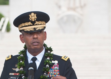 Service members honored during 70th Anniversary of West Loch disaster