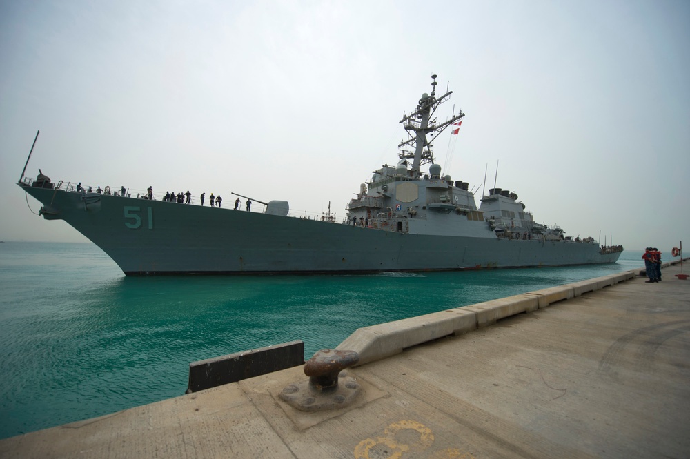 USS Arleigh Burke departs Manama