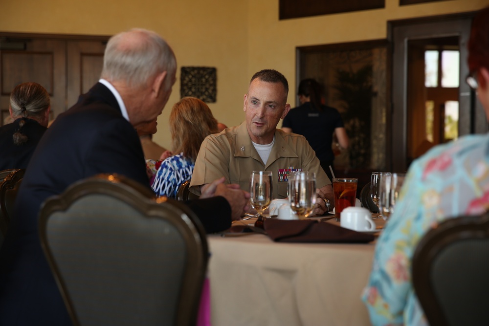 1st MarDiv Assc. hosts lunch for spouses