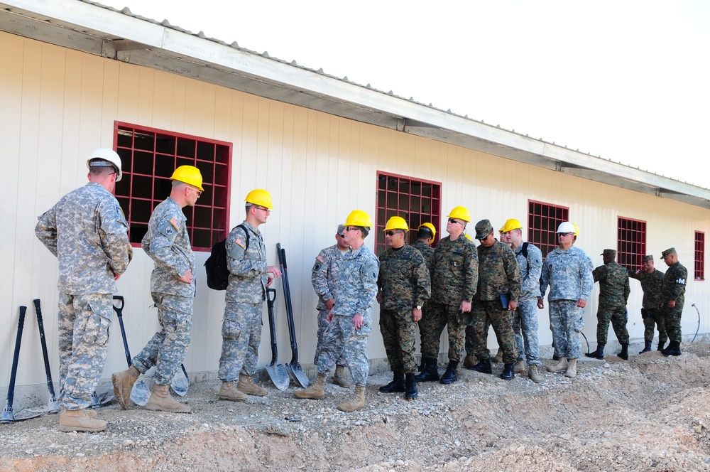 Maj. Gen. DiSalvo Visits BTH