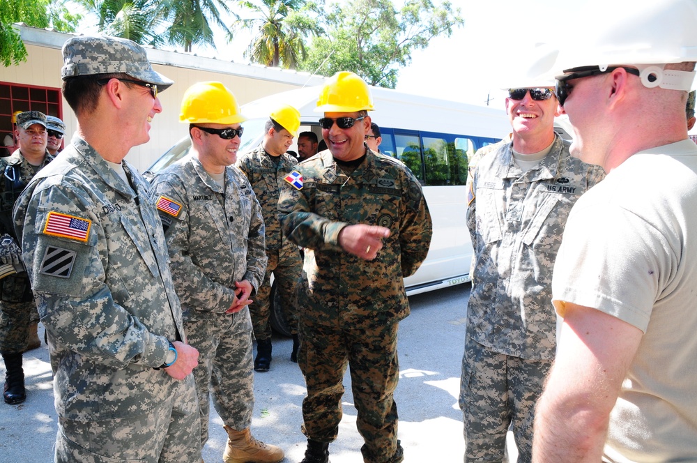 Maj. Gen. DiSalvo visits BTH