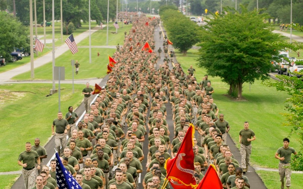 2nd Marine Division conducts motivational run