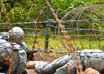 Soldiers with the 864th Engineer Battalion compete in the Pacemaker Stakes Competition