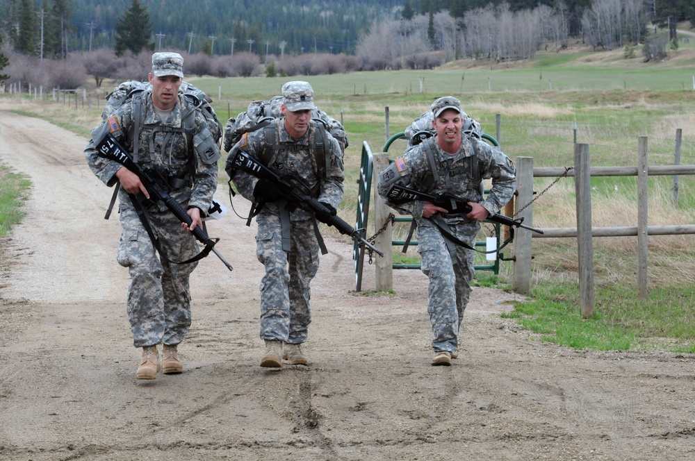 Soldiers compete in regional Best Warrior Competition