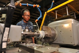 USS Abraham Lincoln refueling complex overhaul