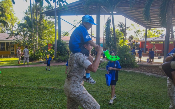 Marine Rotational Force – Darwin participates in a family day at Gray Primary School