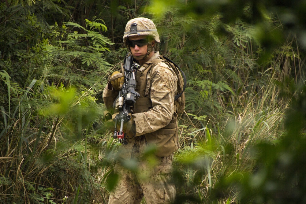 Kilo Company conducts MOUT raids