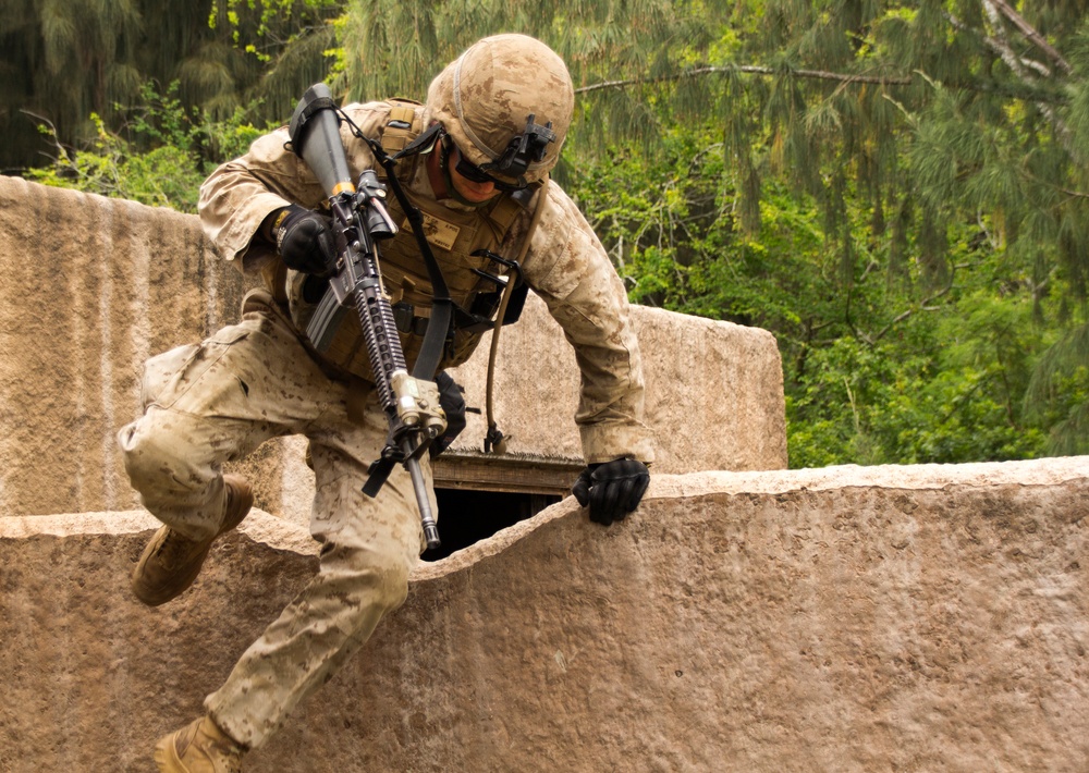 Kilo Company conducts MOUT raids