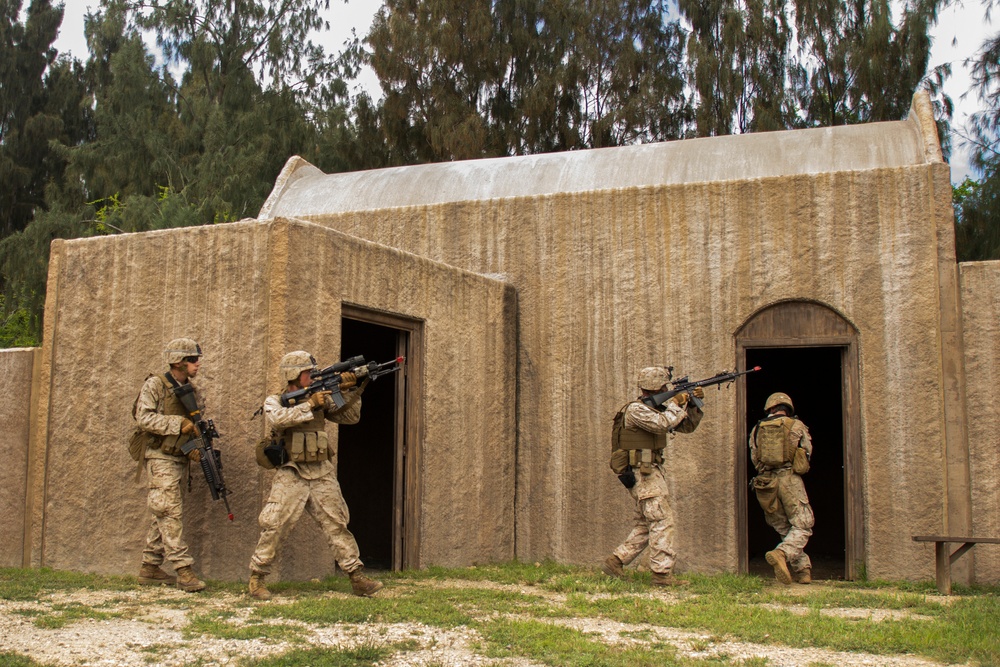 Kilo Company conducts MOUT raids
