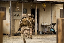 Kilo Company conducts MOUT raids