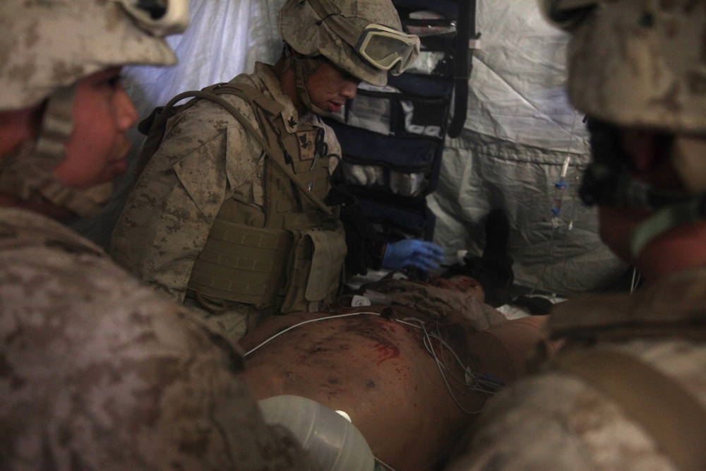 1st Med. Bn. executes mass casualty drill during DS 14