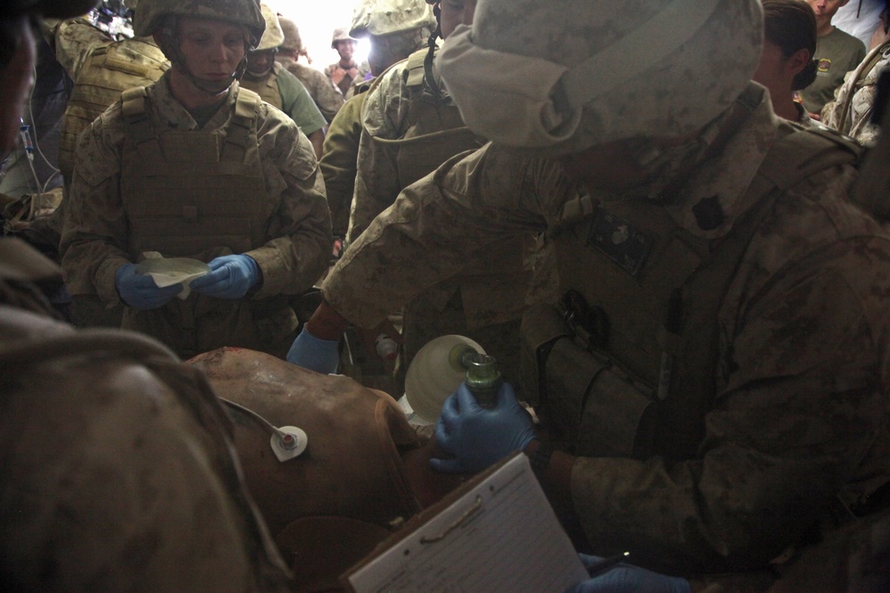 1st Med. Bn. executes mass casualty drill during DS 14