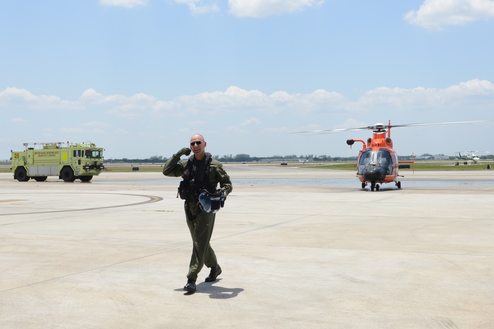Coast Guard Capt. Richard M. Kenin retires at Air Station Miami after 30 years of service