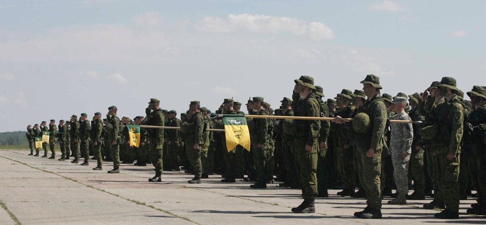 173rd Airborne and Lithuanian Iron Wolf Mechanized Infantry Brigade close allied exercise