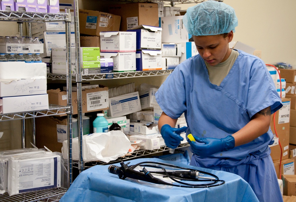 New Horizons team  performs surgery, teams with Belize hospital