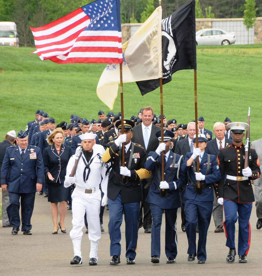 Army Reserve honors its fallen during memorial ceremony