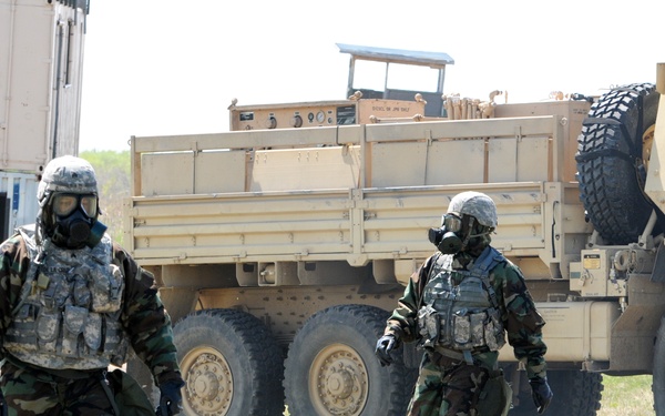 340th chemical soldiers train during Maple Resolve