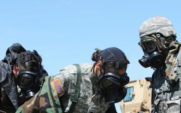 340th chemical soldiers train during Maple Resolve