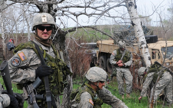 391st engineers partner with Canadian forces at Maple Resolve 14