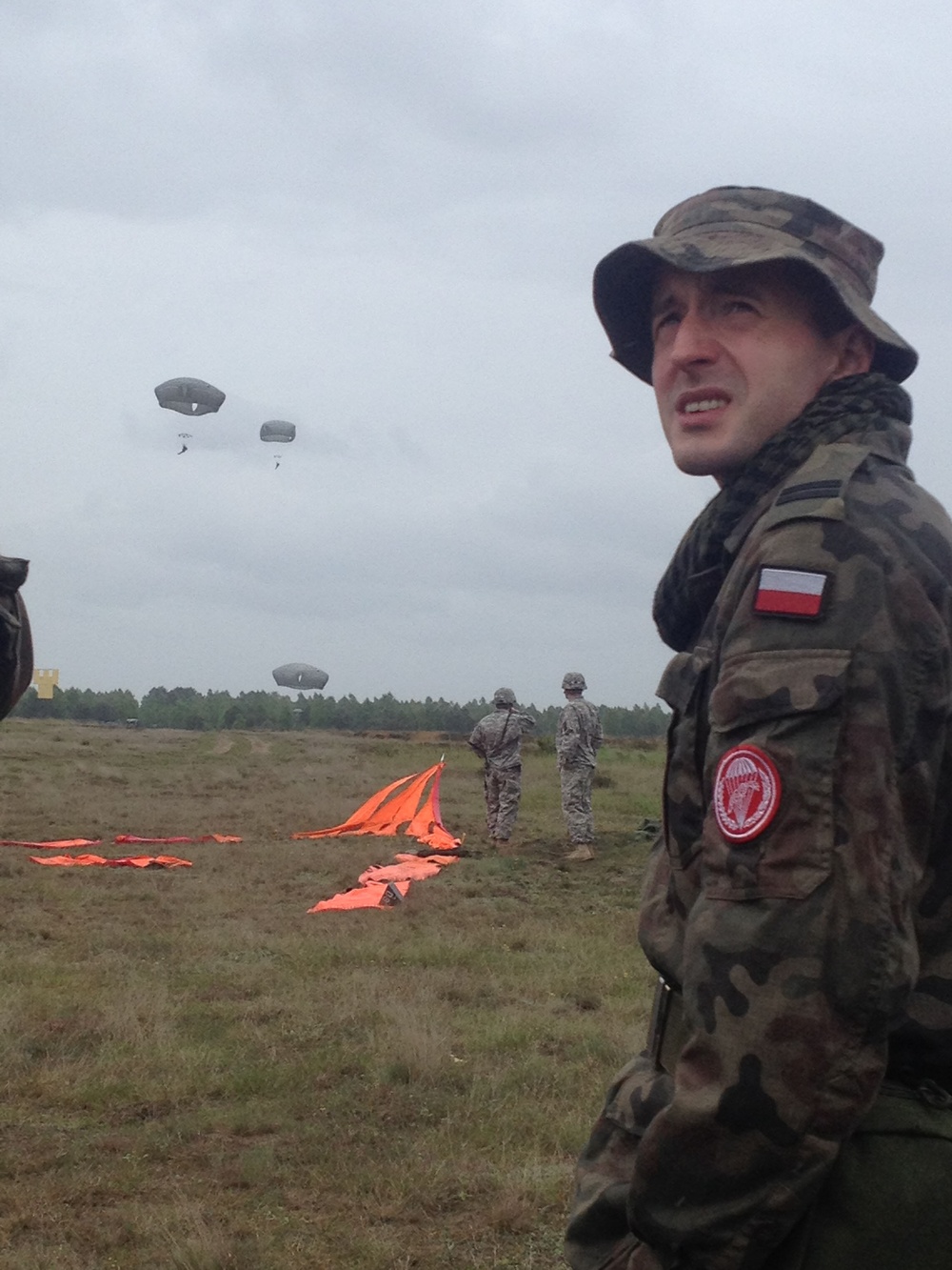 US, Canadian and Polish soldiers train for allied airborne operations