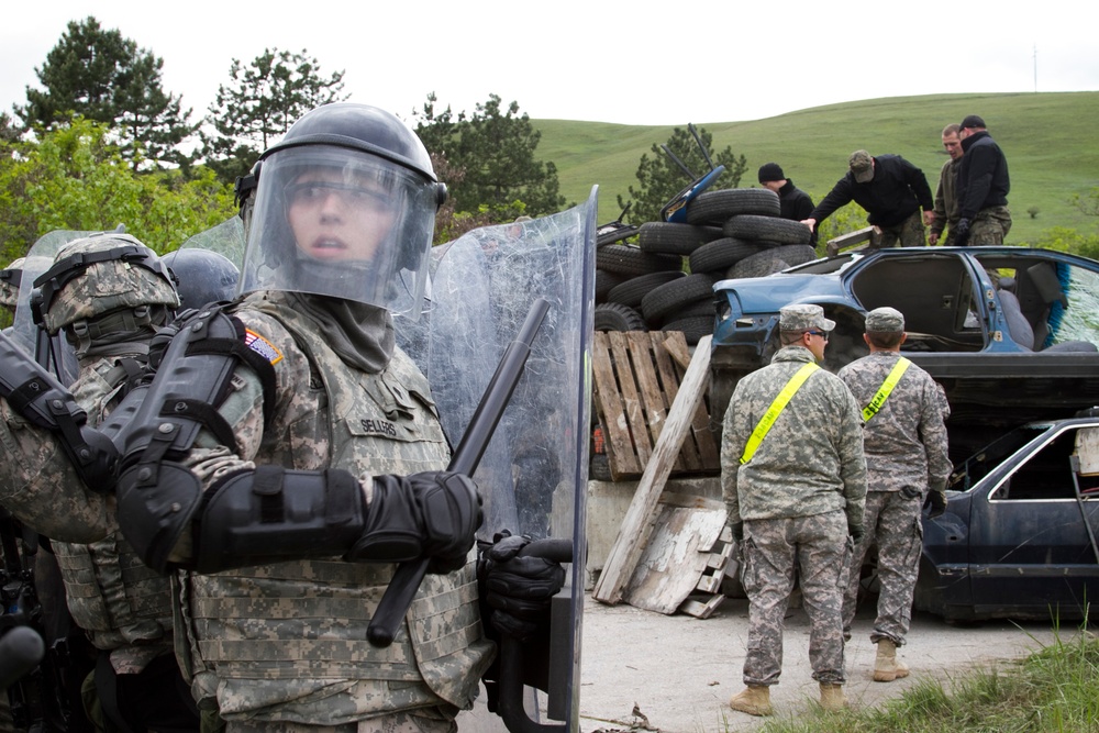 Silver Saber exercise tests the skills of security forces in Kosovo