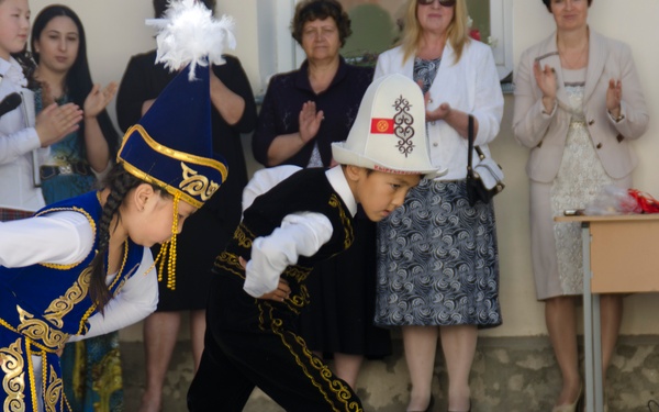 Last, Birdik School Last Bell for TCM Airmen