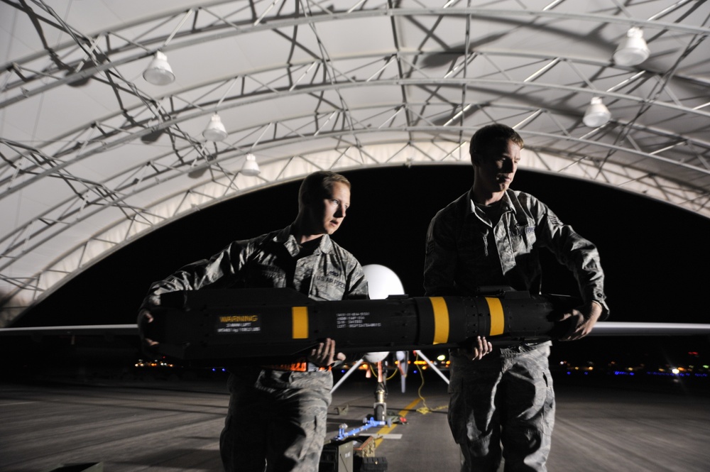 Combat Hammer Ops