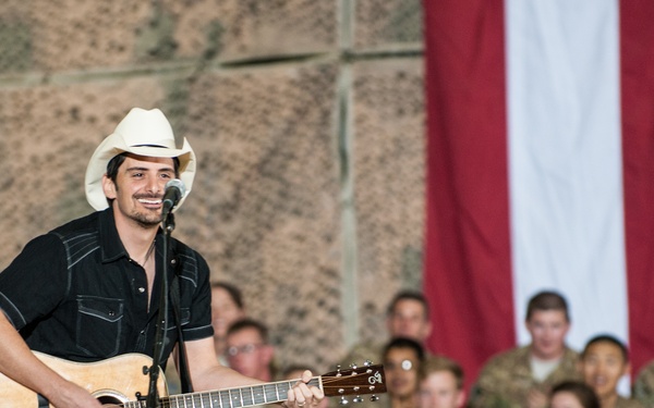 President Obama rallies deployed troops during Afghan visit