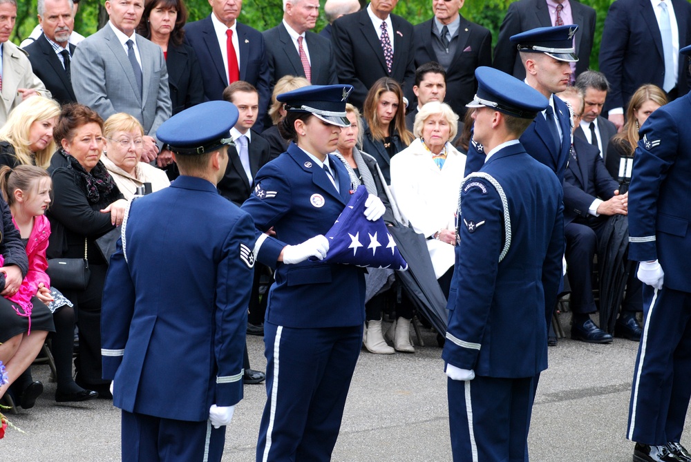 Hulman Air Field and Scott Air Force Base give Col. James Kasler full military honors