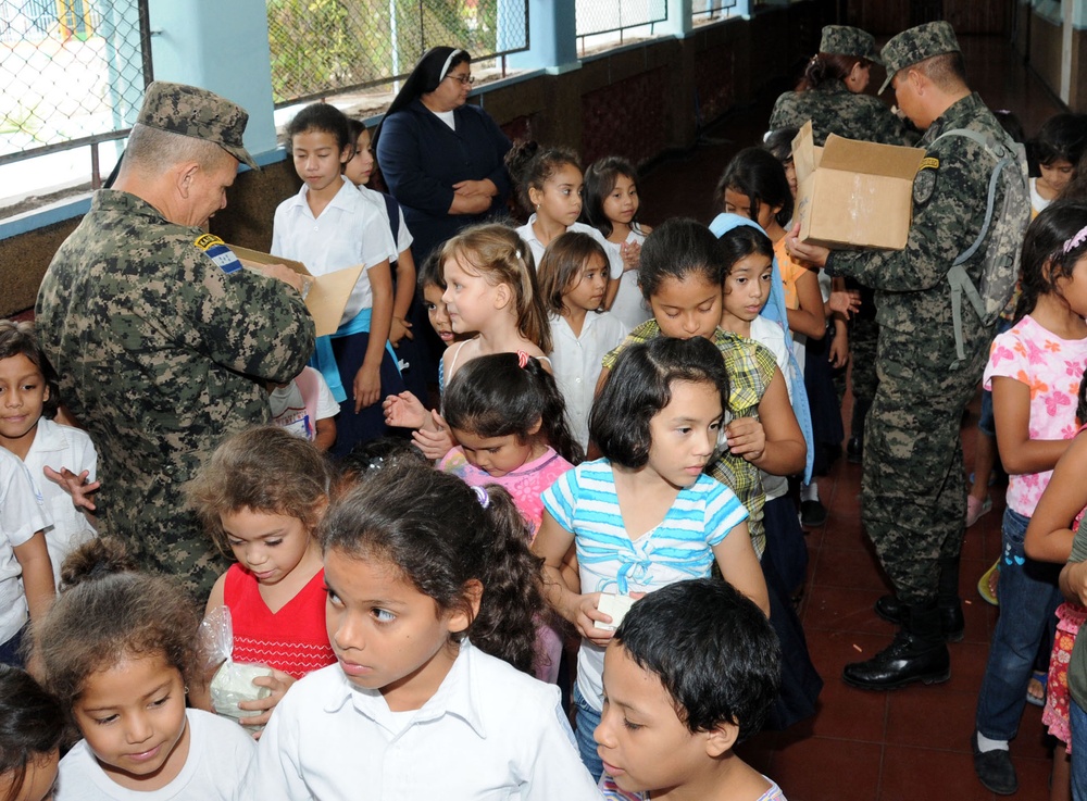 US, Honduras military; NGOs provide support to Honduras schools