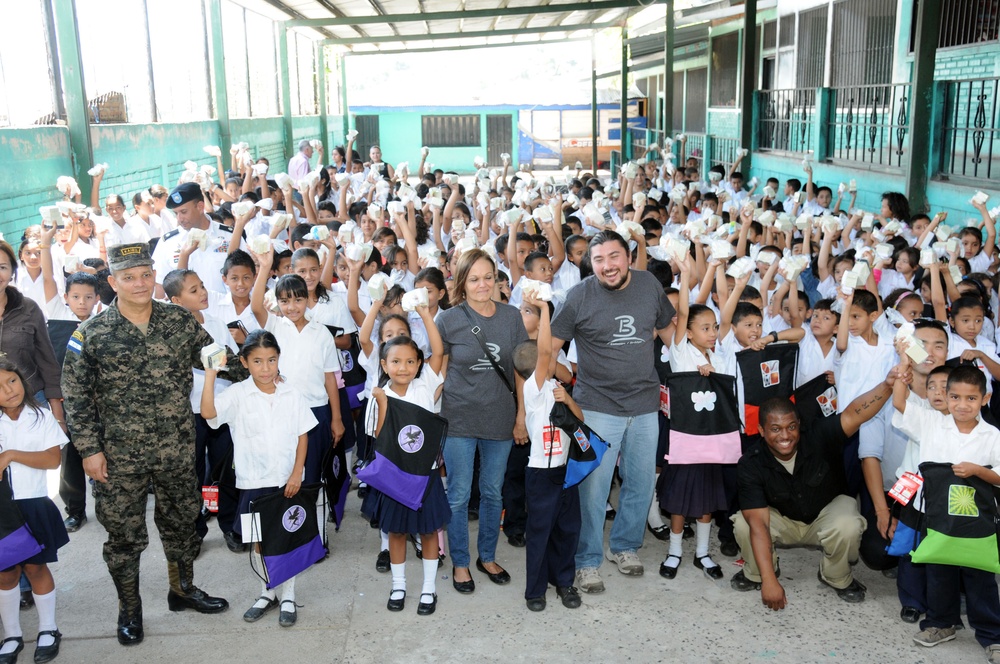 US, Honduras military; NGOs provide support to Honduras schools