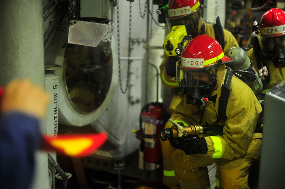 DVIDS - Images - USS Blue Ridge operations [Image 6 of 6]