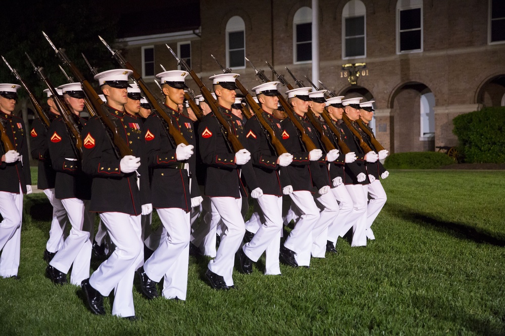 Marine NCOs find inspiration to lead through history