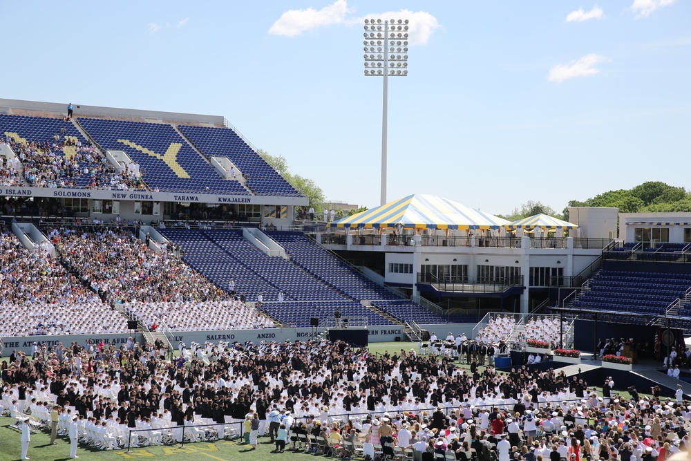 USNA 2nd Lts take oath