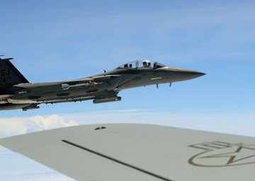 Col. Leavitt conducts final flight as 4th FW commander