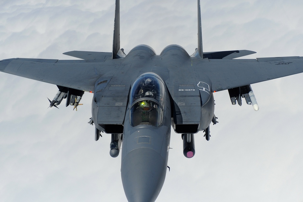 Col. Leavitt conducts final flight as 4th FW commander