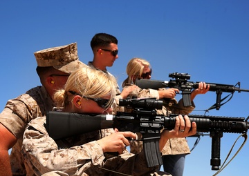 Spouses step into their Marines’ boots
