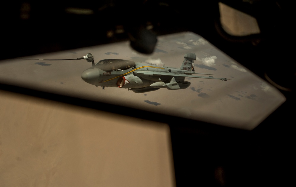 KC-135 refuels aircraft over Afghanistan