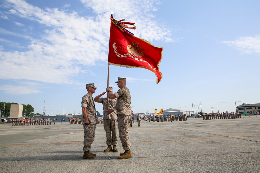 MALS-31 holds Change of Command